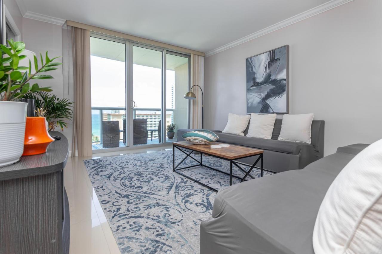 Bright With Balcony And Nice View - 2br 1ba
