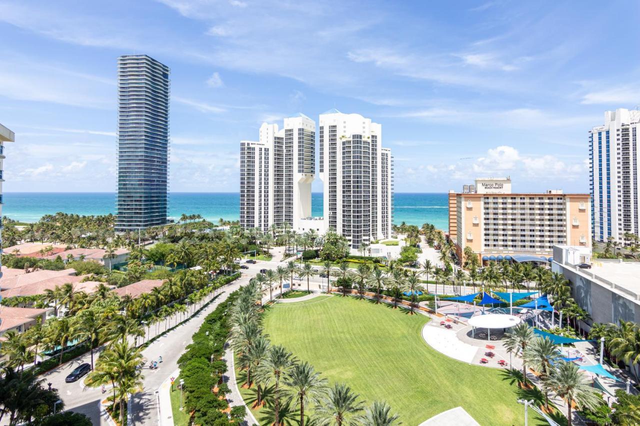Bright With Balcony And Nice View - 2br 1ba *