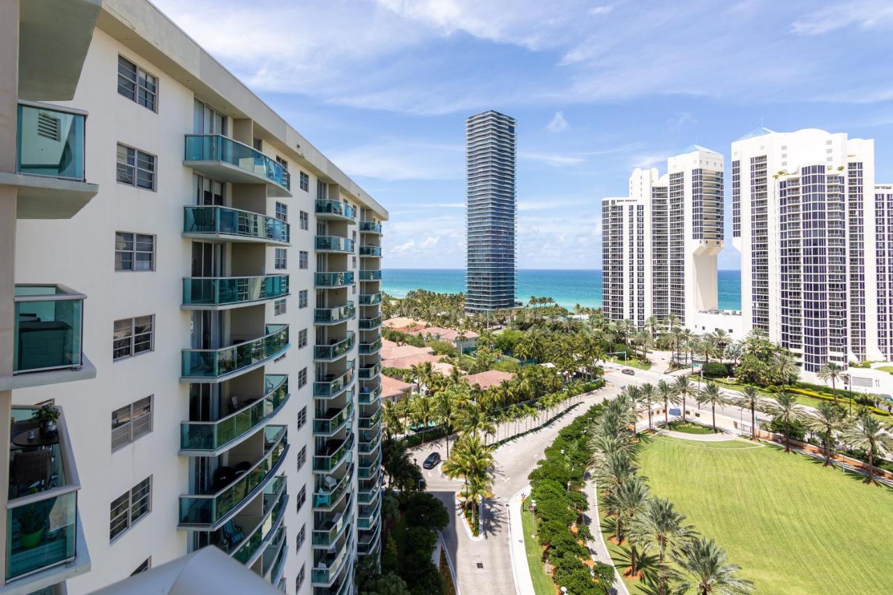 Bright With Balcony And Nice View - 2br 1ba * Miami Beach